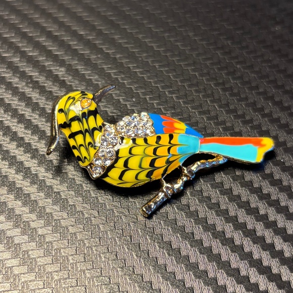 Colorful Bird Brooch - Picture 4 of 5